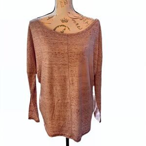 Athleta woman’s top.